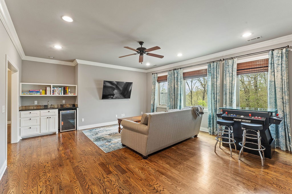 Versailles Sub - Residential