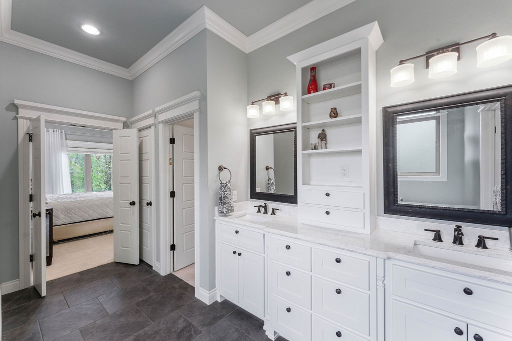 Versailles Sub - Residential