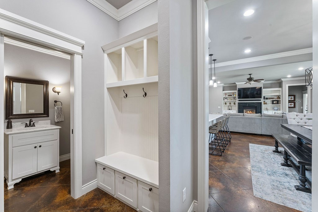 Versailles Sub - Residential