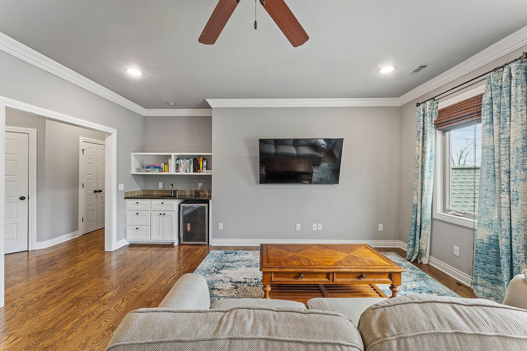 Versailles Sub - Residential