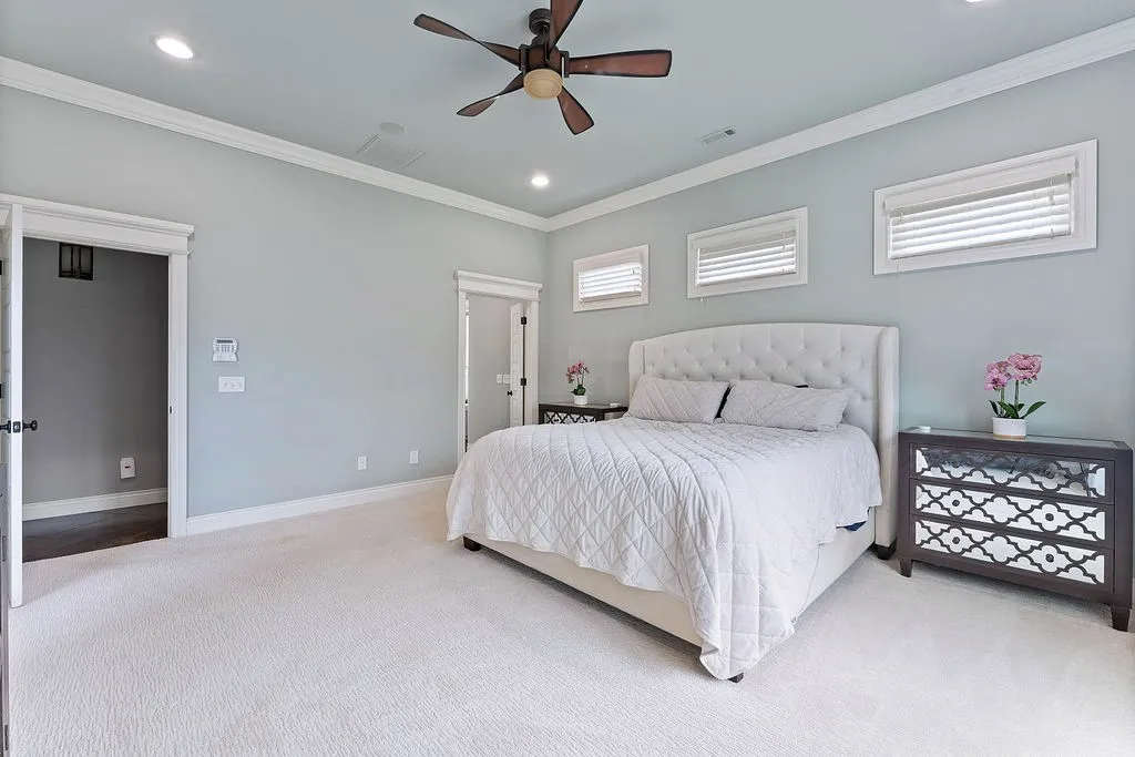 Centerton, Arkansas 72719, United States, 4 Bedrooms Bedrooms, ,5 BathroomsBathrooms,Residential,Pending,111552