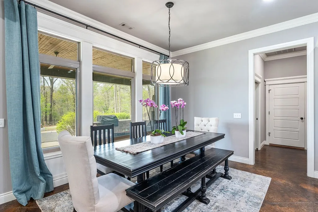 Centerton, Arkansas 72719, United States, 4 Bedrooms Bedrooms, ,5 BathroomsBathrooms,Residential,Pending,111552