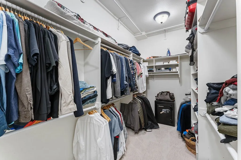 Centerton, Arkansas 72719, United States, 4 Bedrooms Bedrooms, ,5 BathroomsBathrooms,Residential,Pending,111552