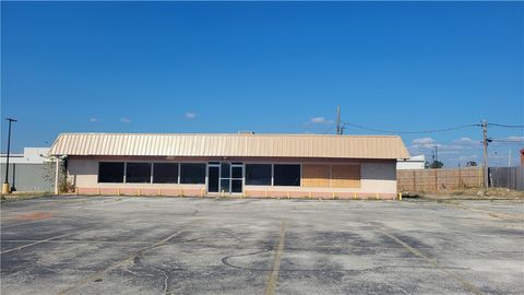 Photo of 803 Poplar Street, Rogers, AR 72756 (MLS # 1325544)