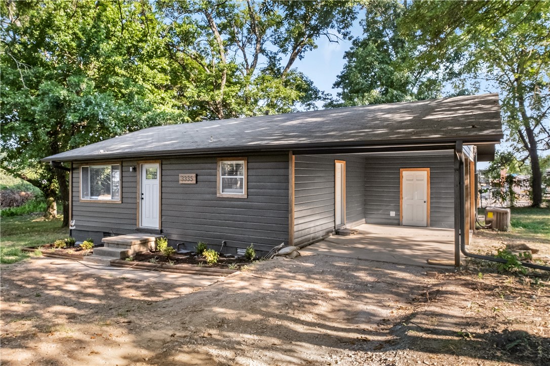 33-16-30 Fayetteville Outlots - Residential