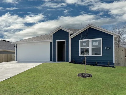MLS: 1299608