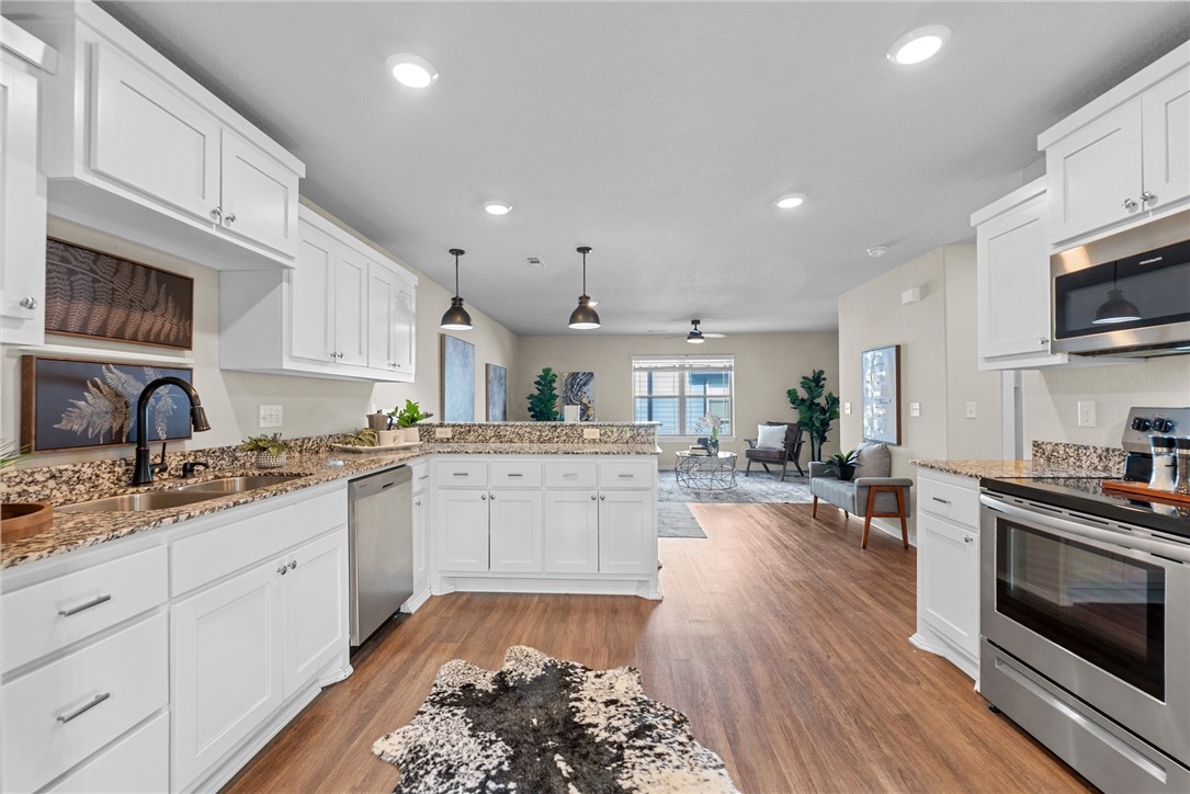 Bourbon Street Twnhms Hpr - Residential