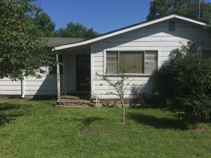 POSSIBLE OWNER FINANCE!!! 3 BEDROOM 1 BATH HOME WITH 2 LIVING AREAS, FENCED YARD, ONE CAR GARAGE, AND ONE CAR CARPORT.