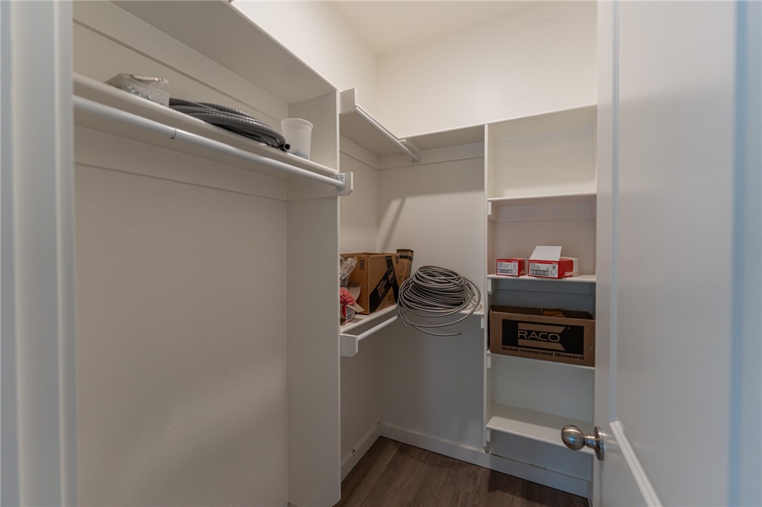 Van Buren Avenue Residences - Residential