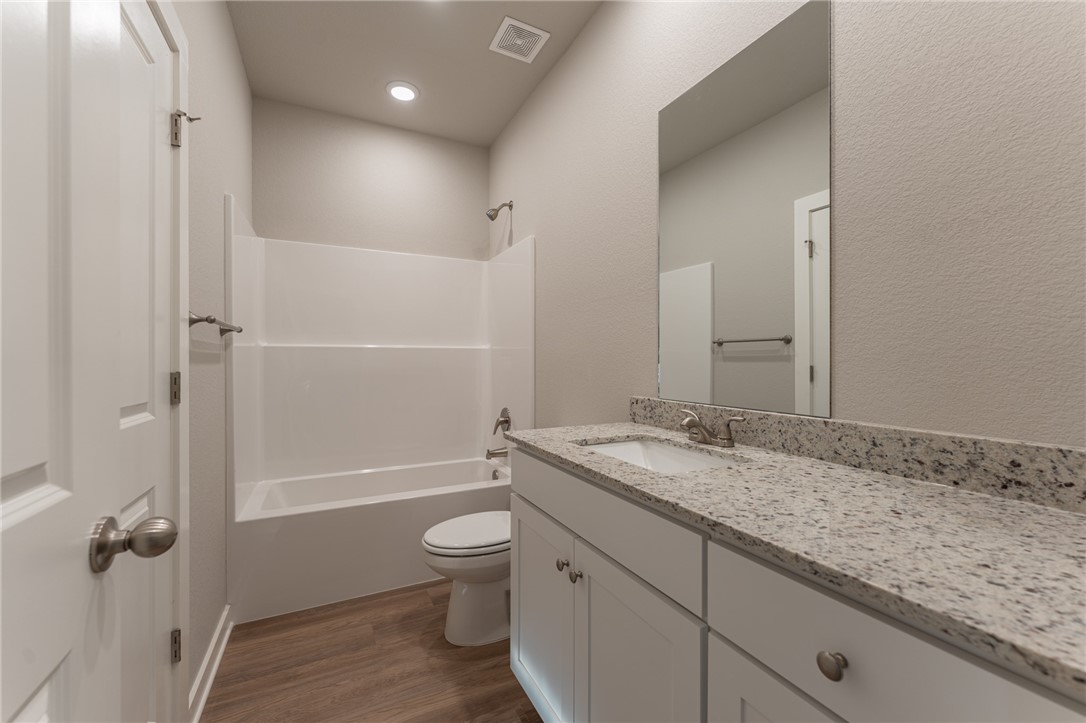 Van Buren Avenue Residences - Residential