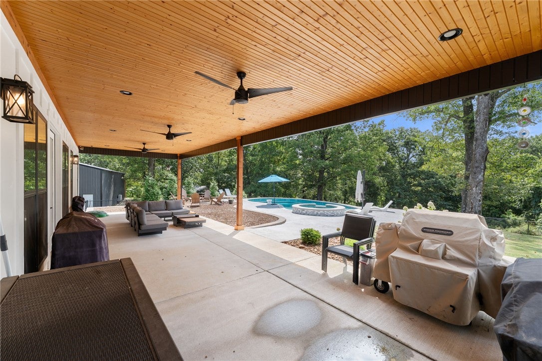 3335 Barrington Road