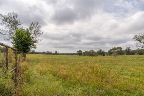 80 ac 18th Avenue Highfill AR 72734