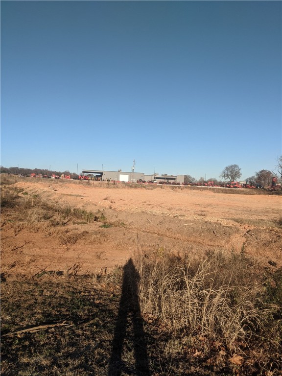 Great Corner Property located on Hwy65 N and Airport Road. Soon to have a stoplight access off of Hwy 65 & Airport Rd. 3.10 acres. Utilities Available - City Water, sewer, electric & natural gas.