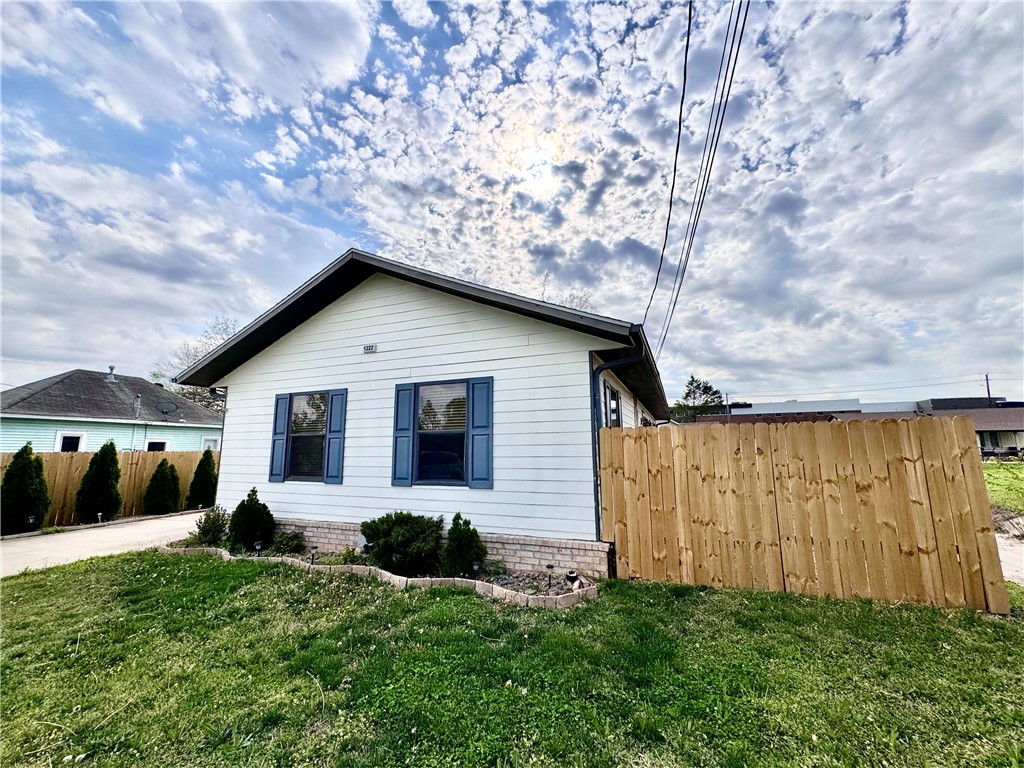Mcgaugheys Orchard Add To His Orchard Ad - Residential