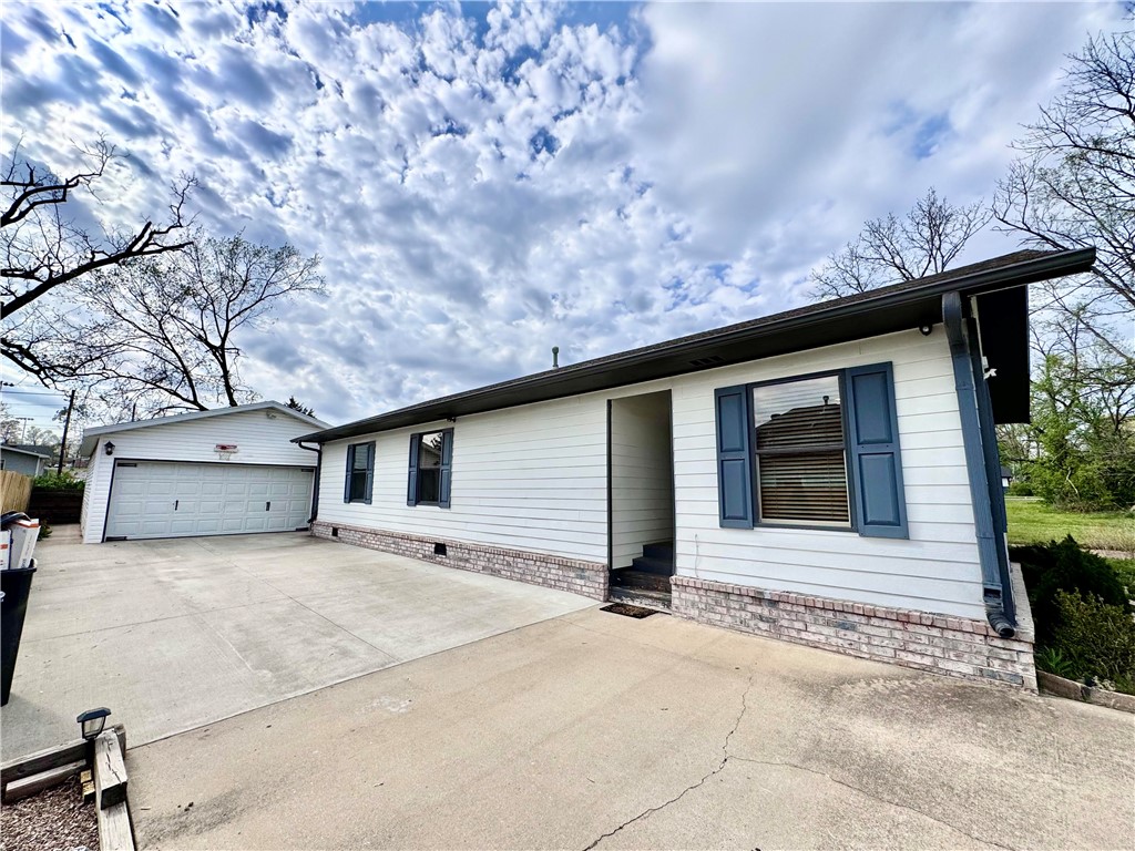 Mcgaugheys Orchard Add To His Orchard Ad - Residential