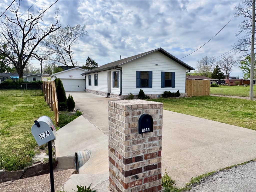 Mcgaugheys Orchard Add To His Orchard Ad - Residential
