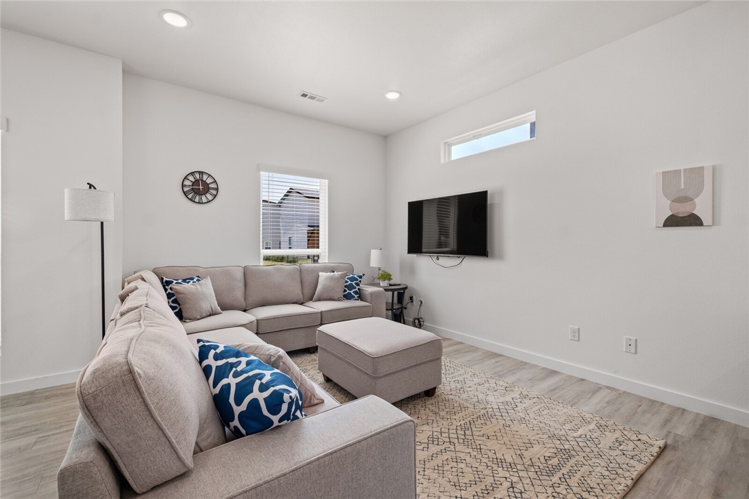 FEATHERSTON VILLAGE PH 1-CENTERTON - Residential Lease