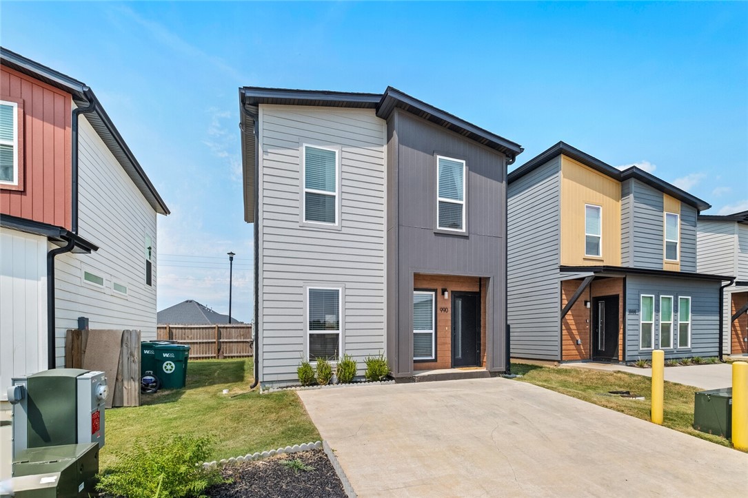 FEATHERSTON VILLAGE PH 1-CENTERTON - Residential Lease