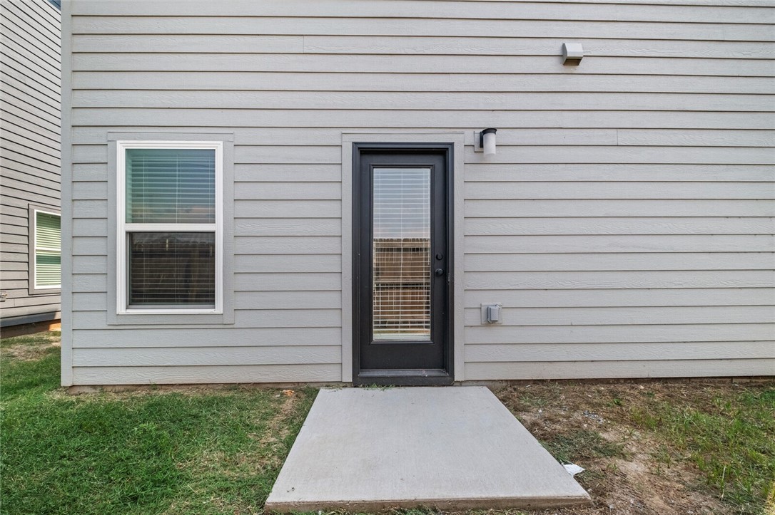 FEATHERSTON VILLAGE PH 1-CENTERTON - Residential Lease