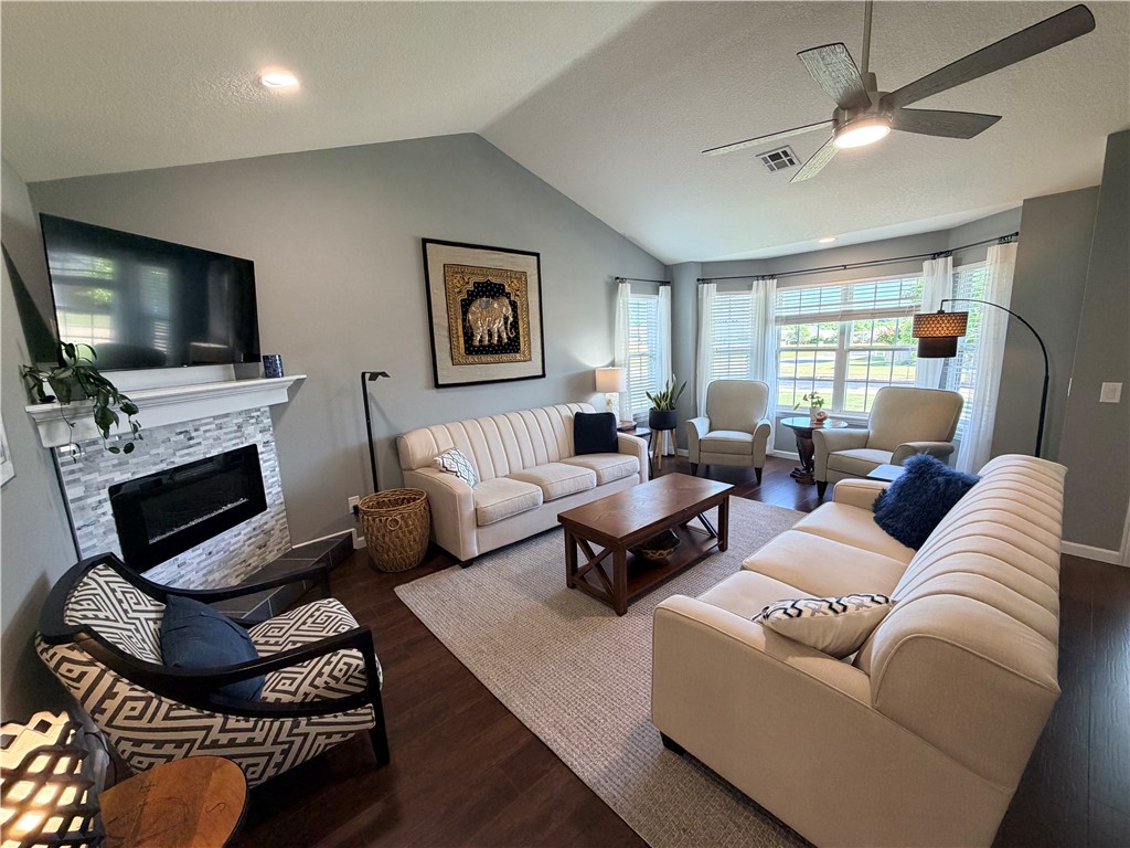 Deerfield Meadows Ph Ii Siloam Spgs - Residential