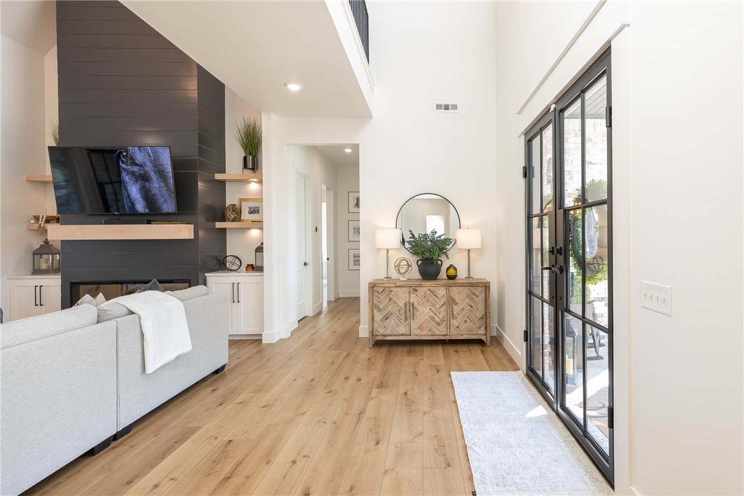 01-18-34-RURAL - Residential