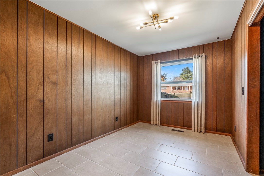 North Heights Add - Residential Lease