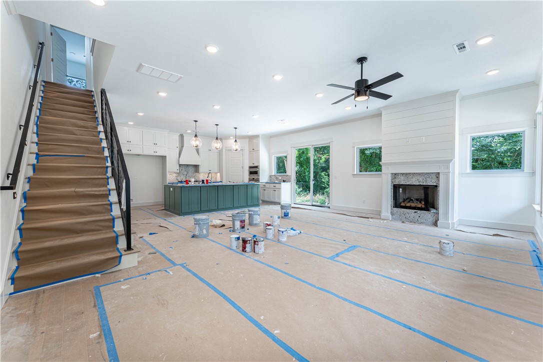 W A BURK'S ADD-BENTONVILLE - Residential