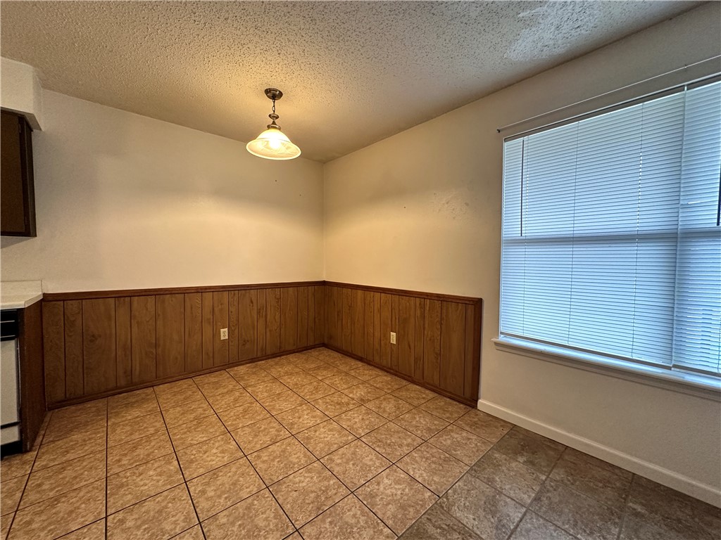Sunset Manor Ph 2 Rogers - Residential