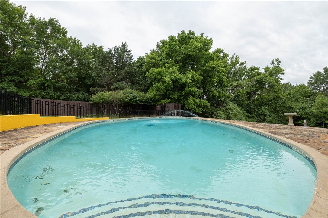25-16-31 Farmington Outlots - Residential