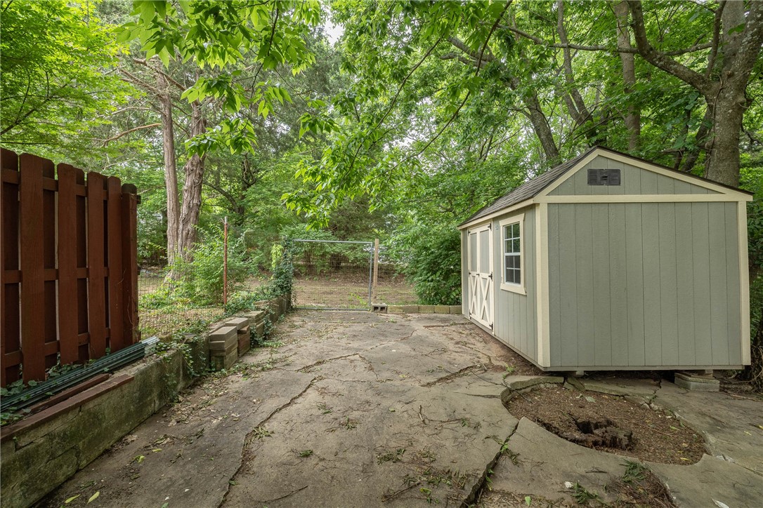 25-16-31 Farmington Outlots - Residential