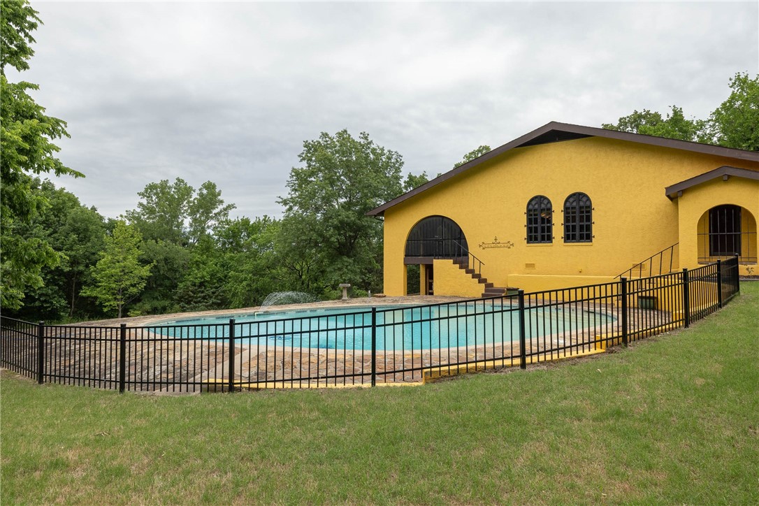 25-16-31 Farmington Outlots - Residential