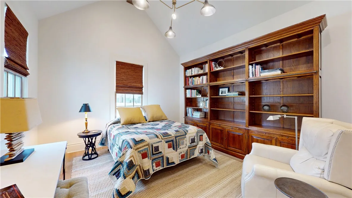 Bentonville, Arkansas 72713, United States, 4 Bedrooms Bedrooms, ,5 BathroomsBathrooms,Residential,Active,95595