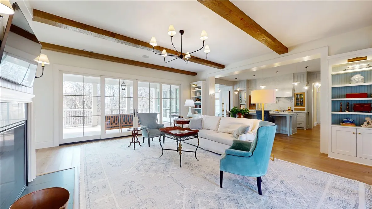 Bentonville, Arkansas 72713, United States, 4 Bedrooms Bedrooms, ,5 BathroomsBathrooms,Residential,Active,95595