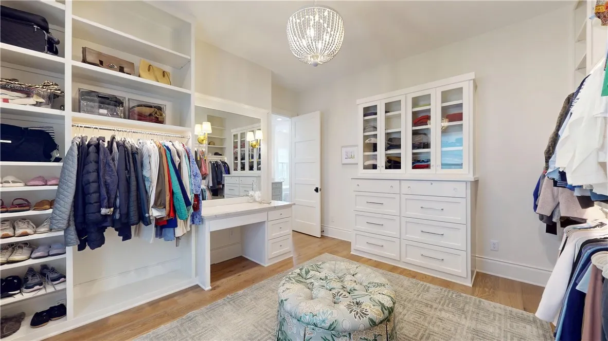 Bentonville, Arkansas 72713, United States, 4 Bedrooms Bedrooms, ,5 BathroomsBathrooms,Residential,Active,95595