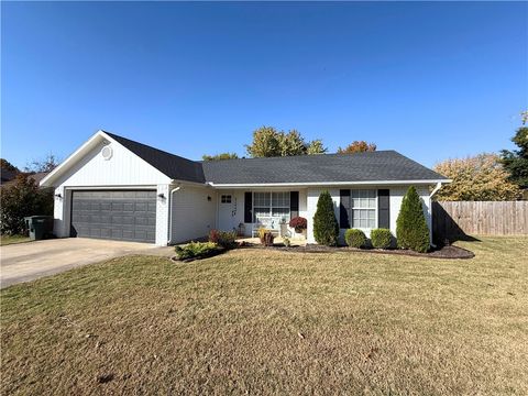 Photo of 4344 W Patrick Street, Fayetteville, AR 72704 (MLS # 1327707)