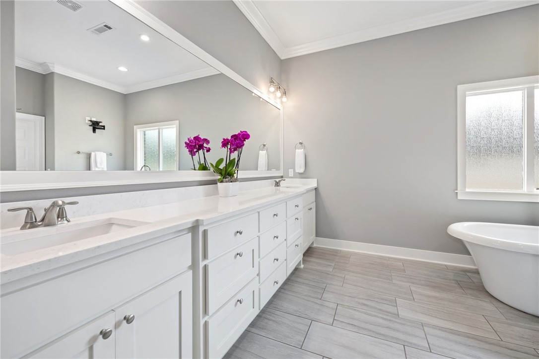 Knolls - Residential