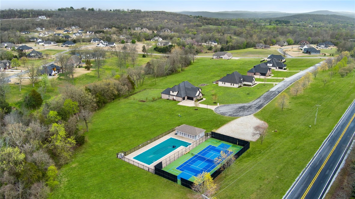 Knolls - Residential