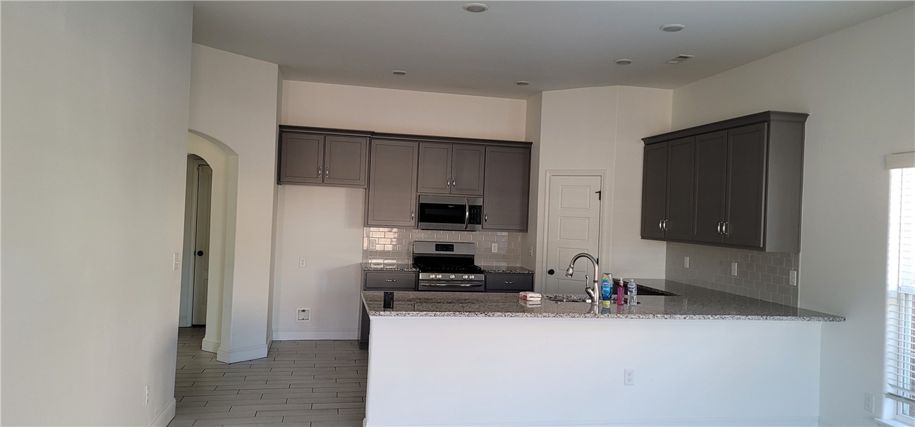 Woodward Hills Sub Ph 6 Highfill - Residential Lease