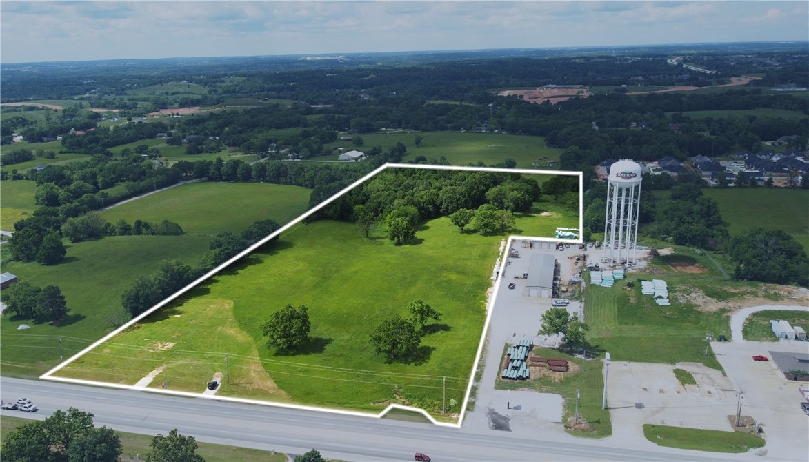 Less than a 5-mile drive to I-49. Located 1.75 miles from the 612 bypass and the future Walmart. Sewer, water, and electricity are available. Traffic count: 33,000 vehicles per day.