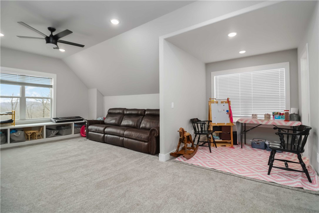 18-15-29 - Residential