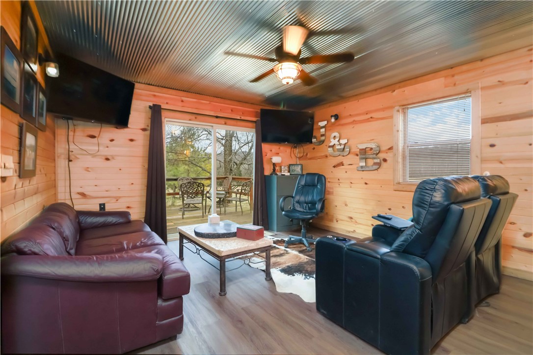 18-15-29 - Residential