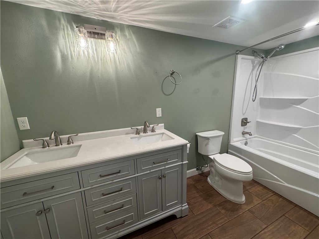 Chateau Terrace Unit 2 Ph 1 Rogers - Residential