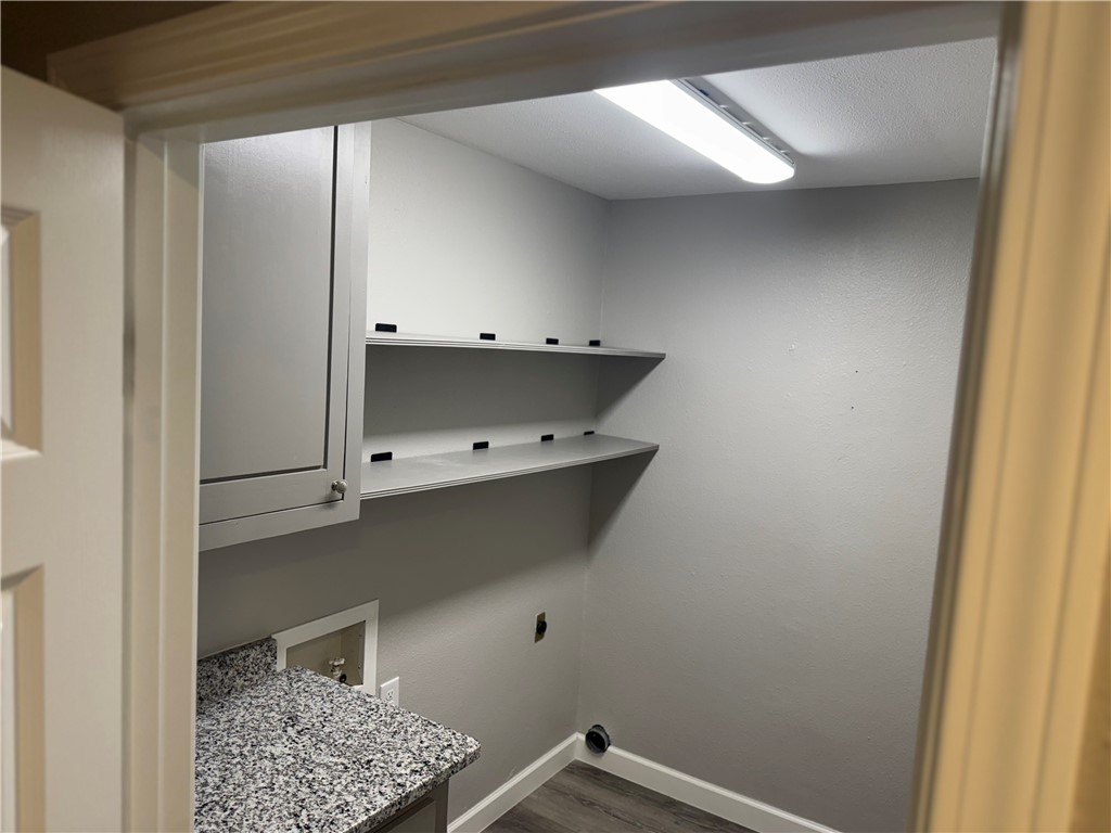 Chateau Terrace Unit 2 Ph 1 Rogers - Residential