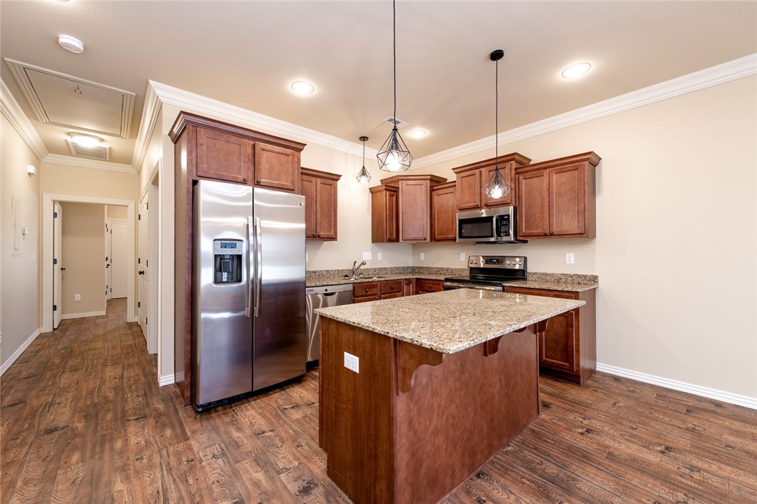Prairie Grove Outlots - Residential Lease