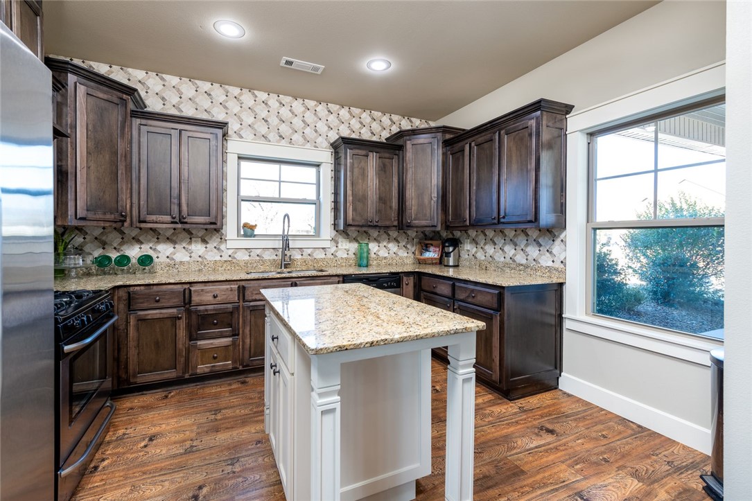Prairie Grove Outlots - Residential Lease