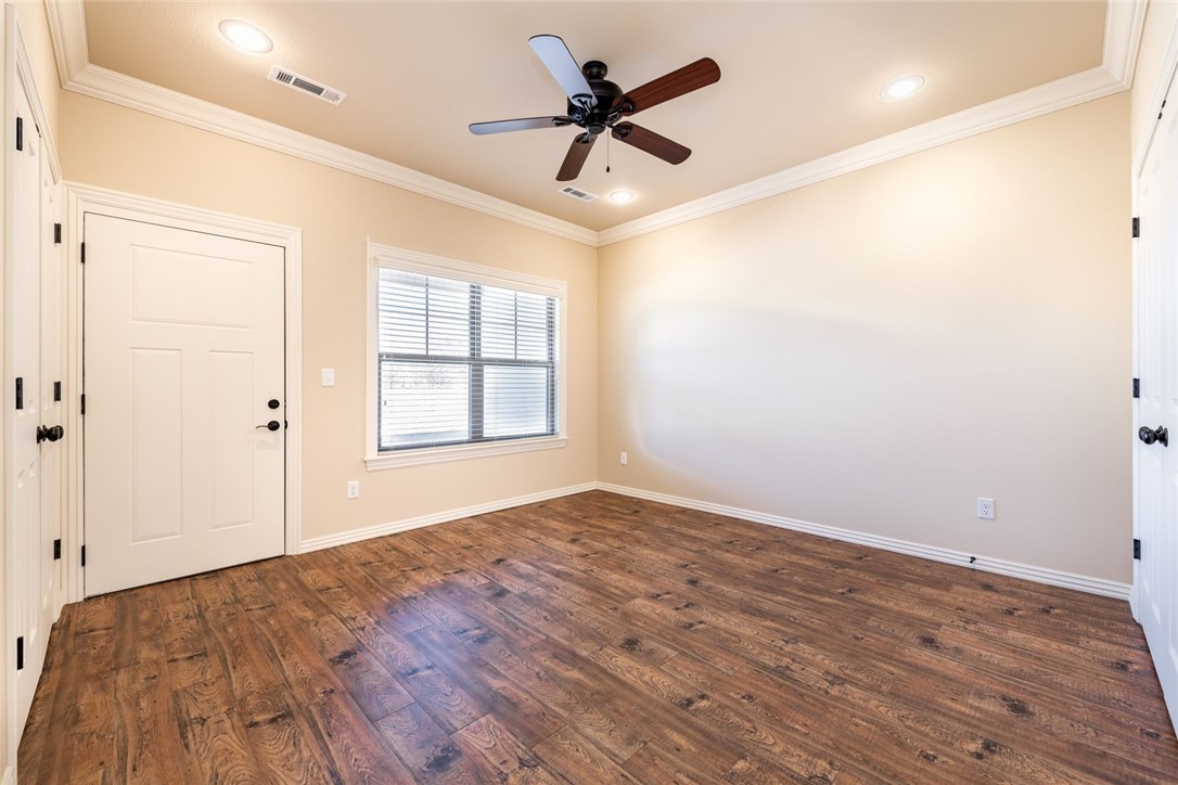 Prairie Grove Outlots - Residential Lease