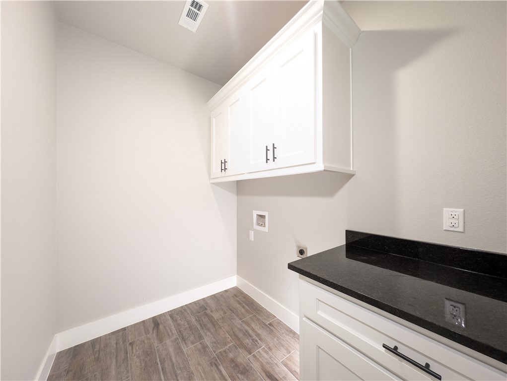 DUMFRIES SUB-BVV - Residential Lease