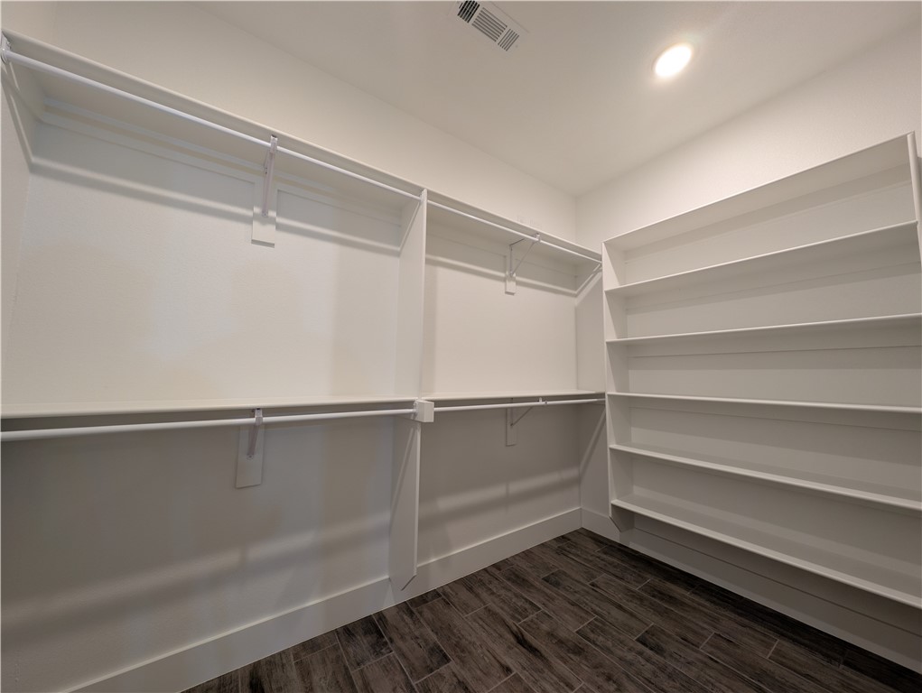 DUMFRIES SUB-BVV - Residential Lease