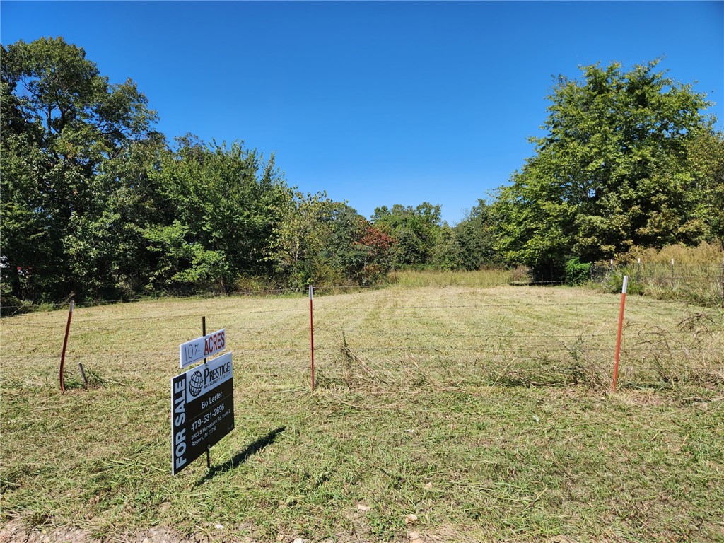 Explore the possibilities with this 10-acre wooded property in Northwest Arkansas. Whether youāre looking for a private homesite, a weekend retreat, or an investment, this unrestricted land offers unmatched flexibility.
With no HOA and no restrictions, youāll have the freedom to build, divide, or simply enjoy the natural setting. The property is beautifully wooded, providing privacy, shade, and the opportunity to design your ideal layout. The seller is also open to dividing the acreage to suit buyer needs.
Located just 7.5 miles from XNA Airport and 14.2 miles from the Walmart Home Office, this tract combines quiet seclusion with convenient access to the amenities of Northwest Arkansas.
Claim your 10 acres of unrestricted land today.