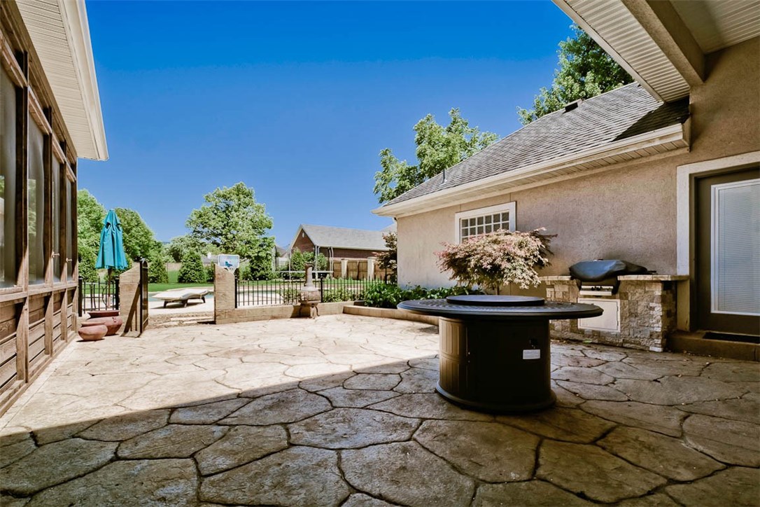 Pinnacle Sub Ph 1, The Rogers - Residential